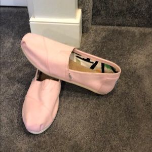 Pink Toms